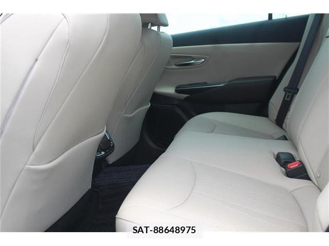 Toyota CROWN SEDAN 2018-06 7058063-28