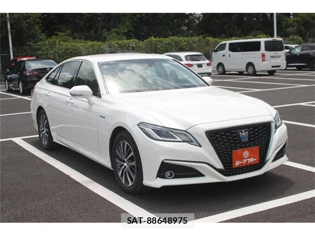 Toyota CROWN SEDAN 2018-06 7058063-6