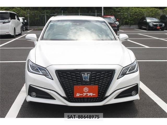 Toyota CROWN SEDAN 2018-06 7058063-7