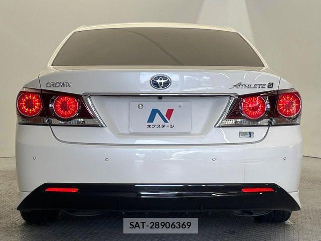 Toyota CROWN SEDAN 2015-11 7058073-15