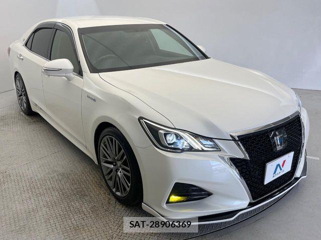 Toyota CROWN SEDAN 2015-11 7058073-16