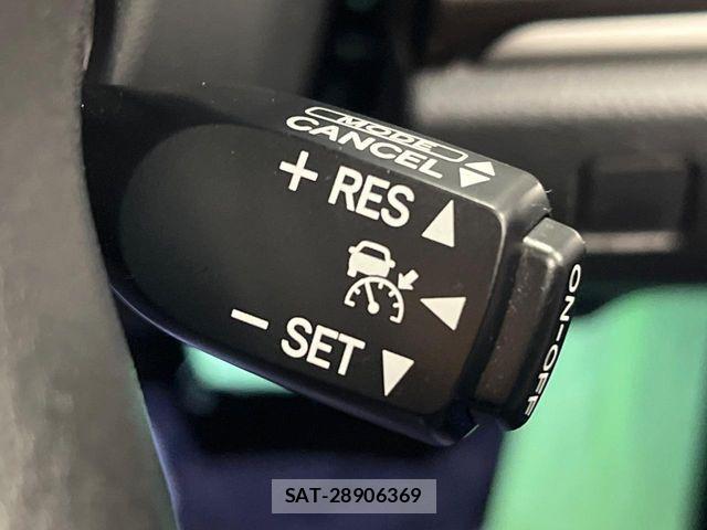 Toyota CROWN SEDAN 2015-11 7058073-2