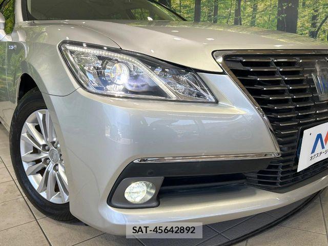 Toyota CROWN SEDAN 2013-03 7058070-11