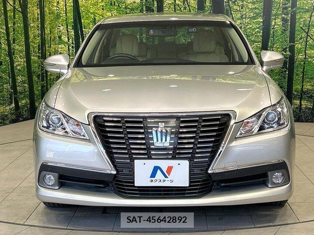 Toyota CROWN SEDAN 2013-03 7058070-13