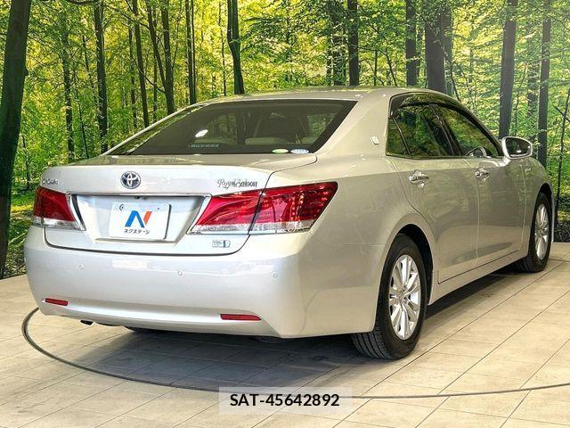Toyota CROWN SEDAN 2013-03 7058070-16