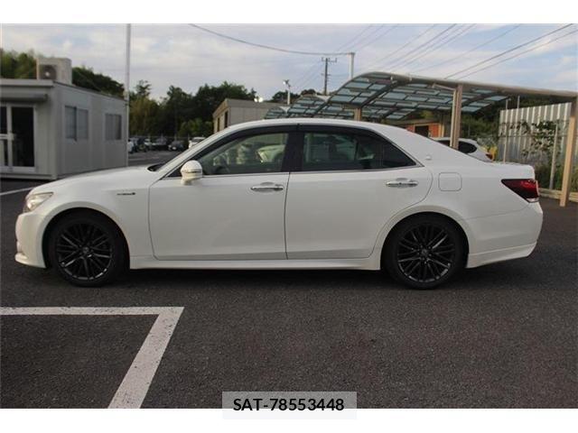 Toyota CROWN SEDAN 2015-09 7058074-12