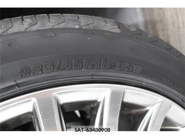 Toyota CROWN SEDAN 2020-12 7058068-21