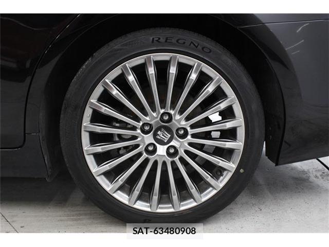 Toyota CROWN SEDAN 2020-12 7058068-24