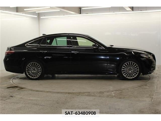 Toyota CROWN SEDAN 2020-12 7058068-3