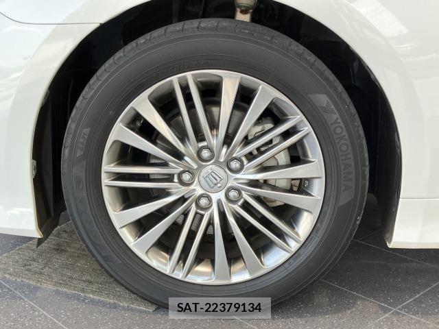Toyota CROWN SEDAN 2016-03 7058072-19