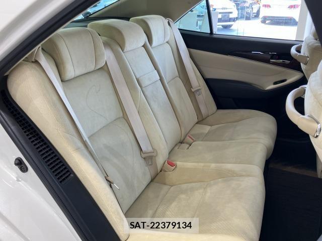 Toyota CROWN SEDAN 2016-03 7058072-8
