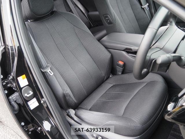 Toyota CROWN SEDAN 2019-03 7058065-10