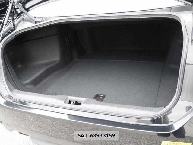 Toyota CROWN SEDAN 2019-03 7058065-15