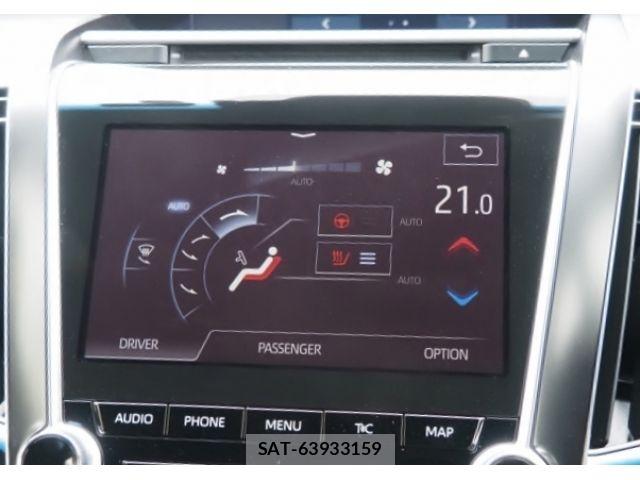 Toyota CROWN SEDAN 2019-03 7058065-25