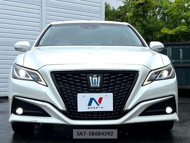 Toyota CROWN SEDAN 2018-06 7058067-13