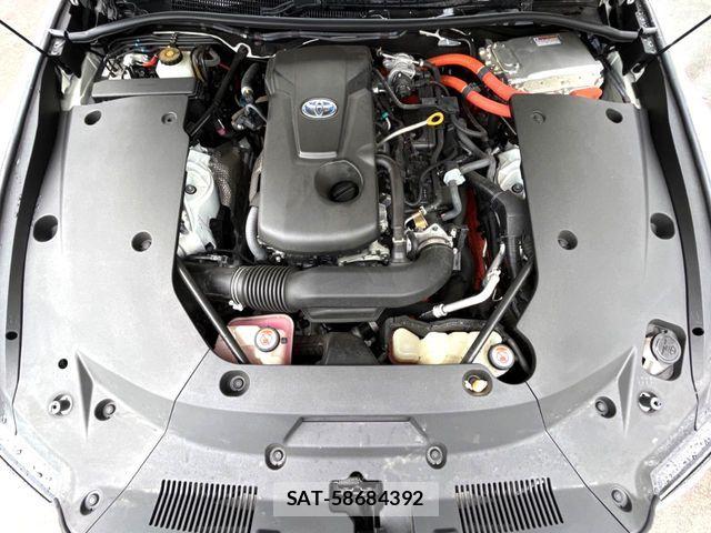 Toyota CROWN SEDAN 2018-06 7058067-17