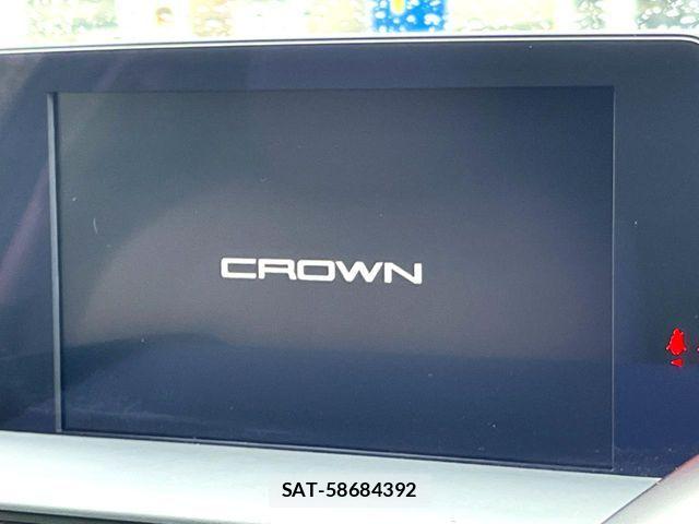 Toyota CROWN SEDAN 2018-06 7058067-2