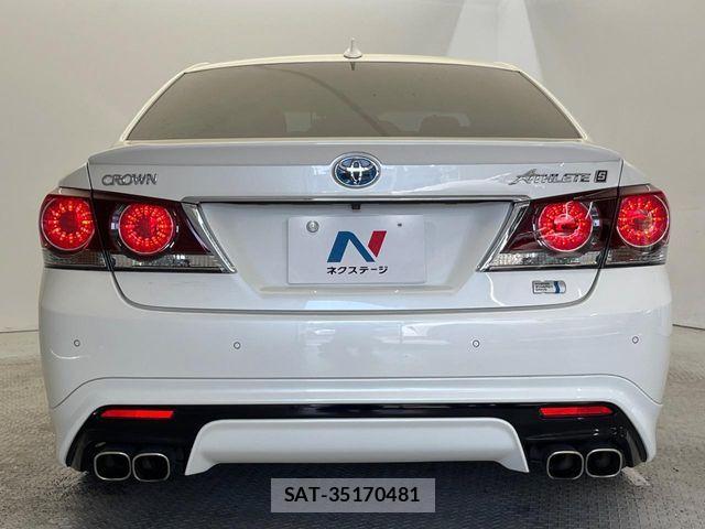 Toyota CROWN SEDAN 2016-02 7058069-15