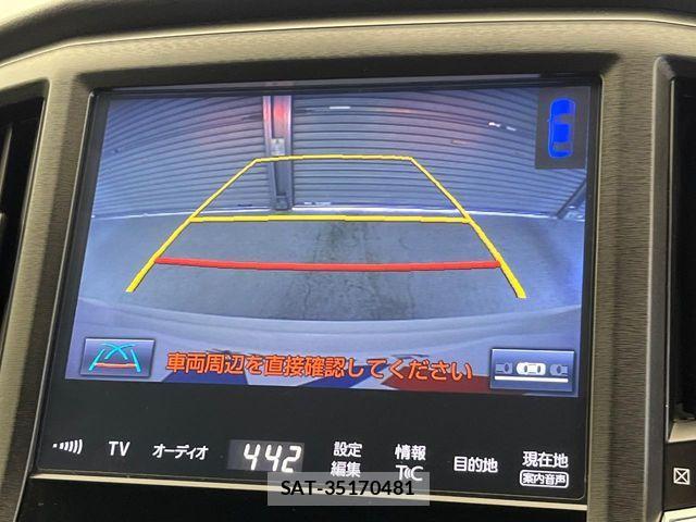 Toyota CROWN SEDAN 2016-02 7058069-4