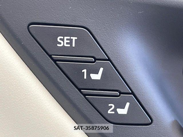 Toyota CROWN SEDAN 2018-09 7058061-11