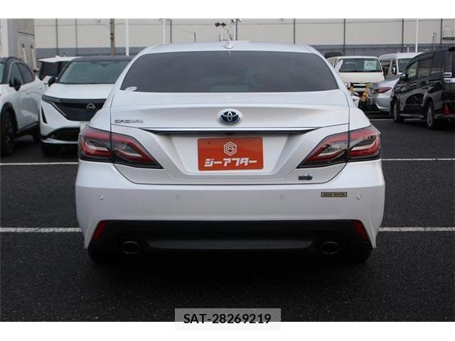 Toyota CROWN SEDAN 2021-04 7058075-9