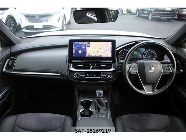 Toyota CROWN SEDAN 2021-04 7058075-21
