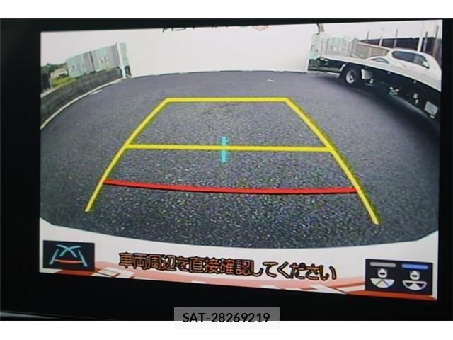 Toyota CROWN SEDAN 2021-04 7058075-2