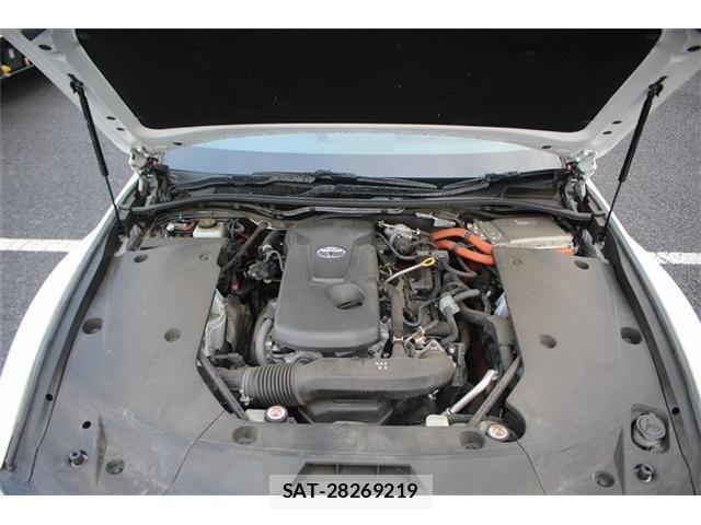 Toyota CROWN SEDAN 2021-04 7058075-29