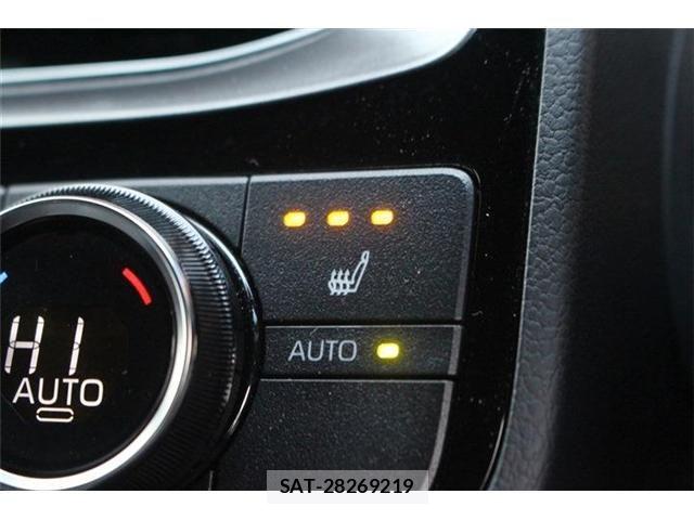 Toyota CROWN SEDAN 2021-04 7058075-3