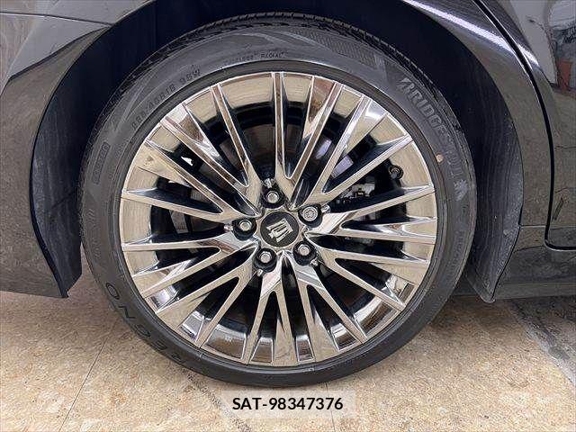 Toyota CROWN SEDAN 2019-05 7058066-25