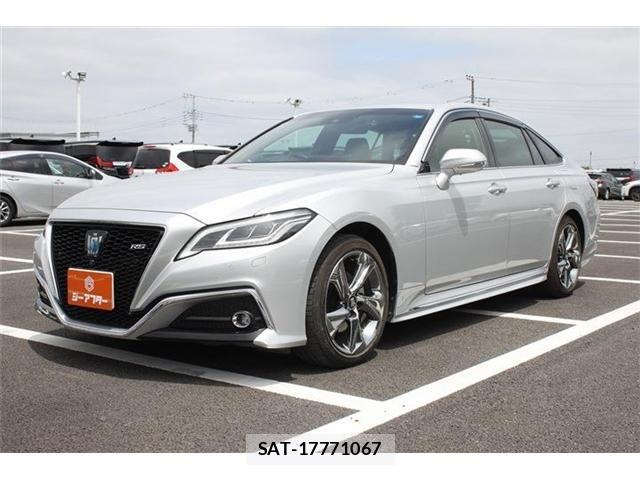 Toyota CROWN SEDAN 2021-02 7058064-11