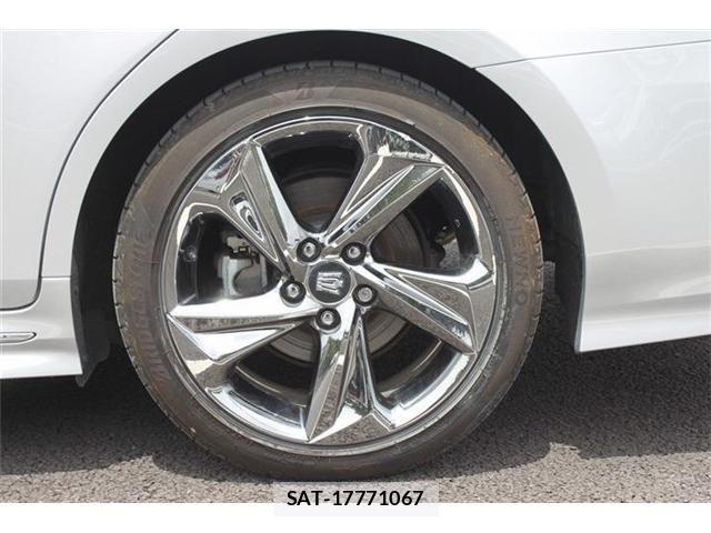 Toyota CROWN SEDAN 2021-02 7058064-23