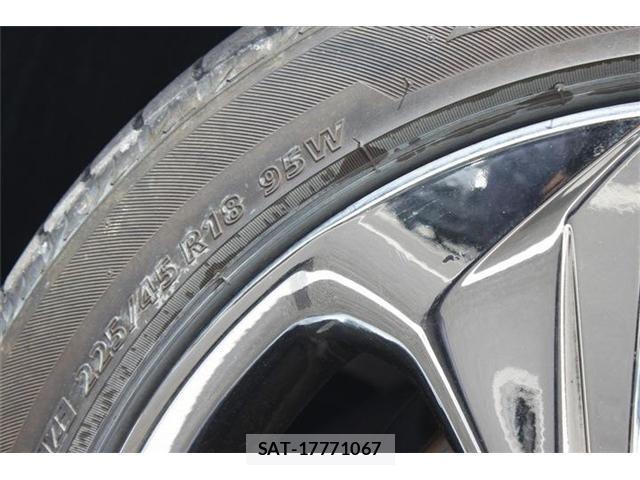 Toyota CROWN SEDAN 2021-02 7058064-26