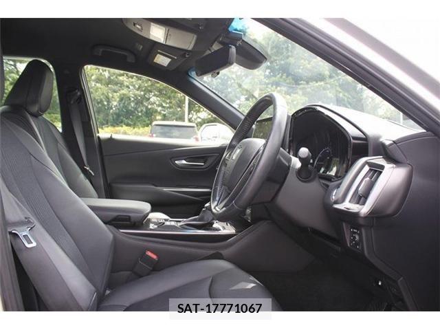 Toyota CROWN SEDAN 2021-02 7058064-28