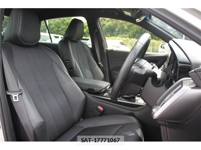 Toyota CROWN SEDAN 2021-02 7058064-29