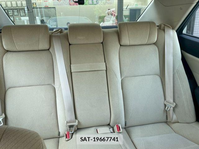 Toyota CROWN SEDAN 2014-05 7216633-11