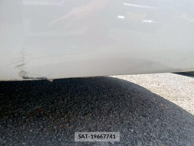 Toyota CROWN SEDAN 2014-05 7216633-16