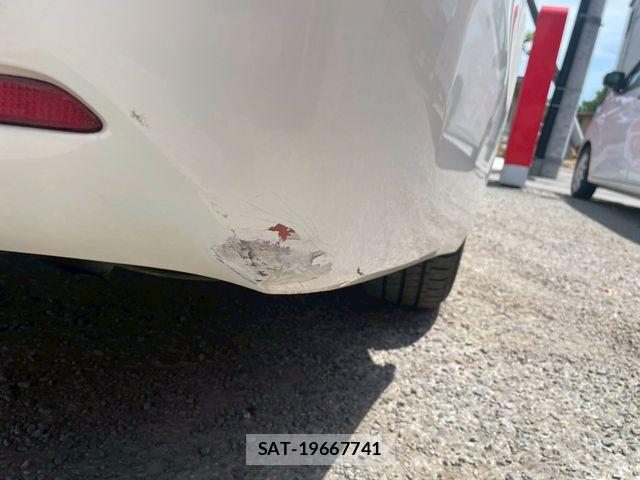 Toyota CROWN SEDAN 2014-05 7216633-18