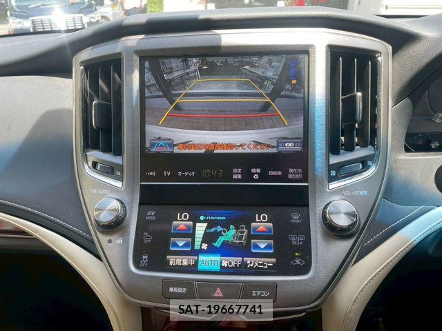 Toyota CROWN SEDAN 2014-05 7216633-8