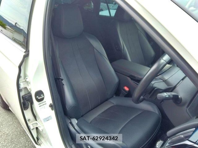 Toyota CROWN SEDAN 2020-03 7216688-9