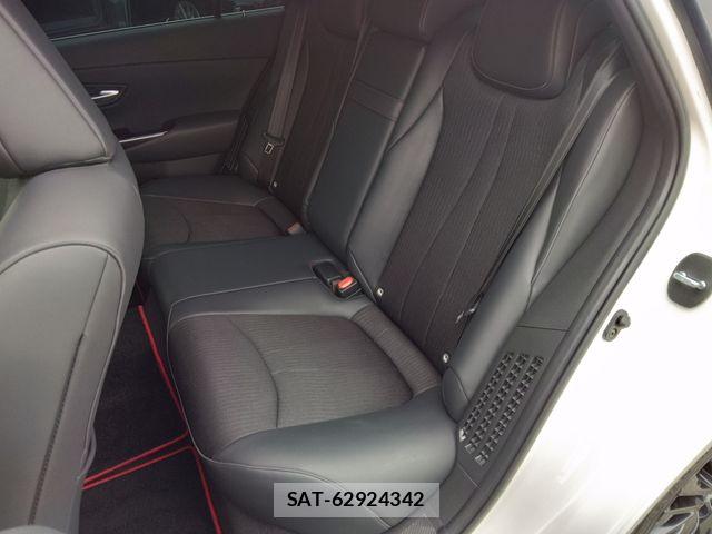 Toyota CROWN SEDAN 2020-03 7216688-12