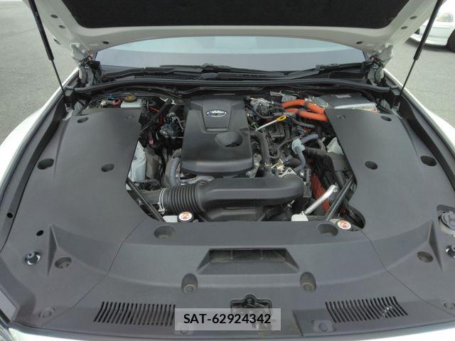 Toyota CROWN SEDAN 2020-03 7216688-18