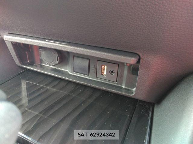 Toyota CROWN SEDAN 2020-03 7216688-24
