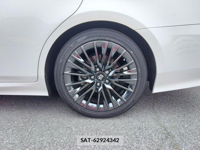 Toyota CROWN SEDAN 2020-03 7216688-27