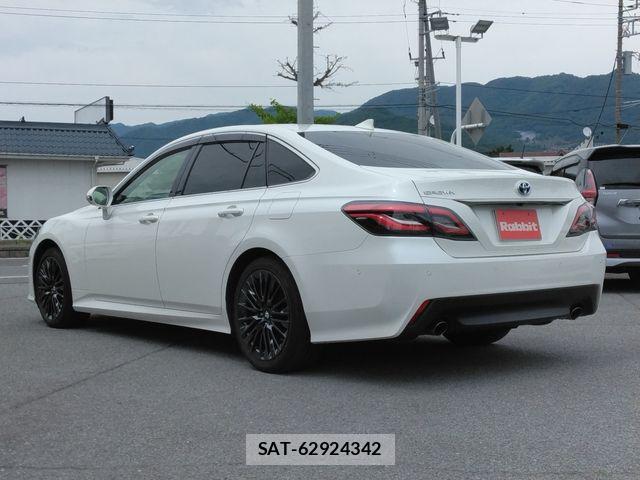 Toyota CROWN SEDAN 2020-03 7216688-7