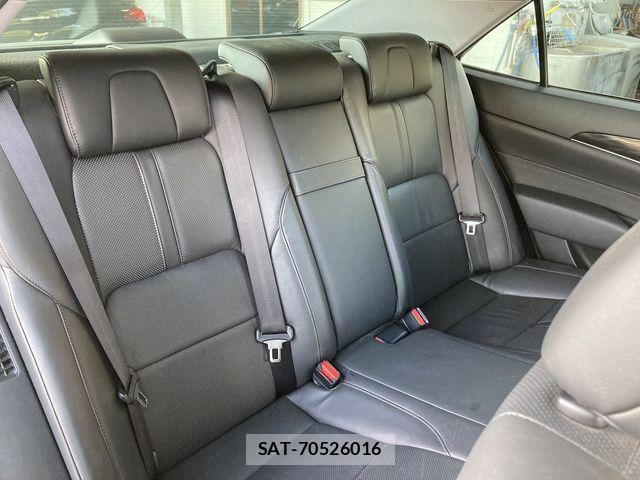 Toyota CROWN SEDAN 2013-07 7216625-20