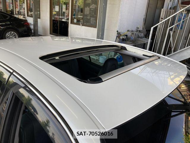 Toyota CROWN SEDAN 2013-07 7216625-24