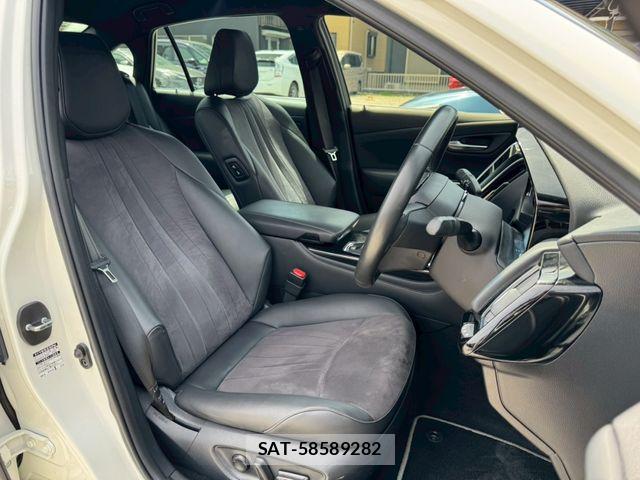 Toyota CROWN SEDAN 2020-05 7216692-11