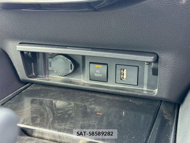 Toyota CROWN SEDAN 2020-05 7216692-18
