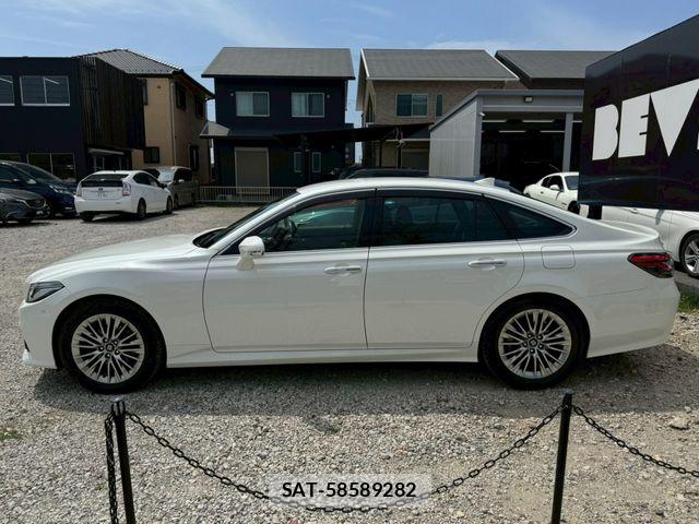 Toyota CROWN SEDAN 2020-05 7216692-4